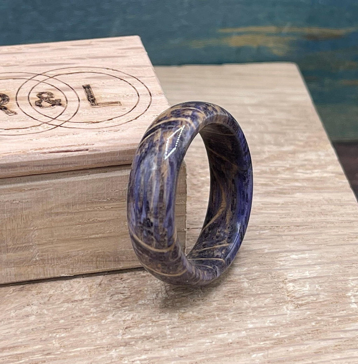 Men's oak wood ring, men's wedding band, wood wedding band, purple ring, purple wood ring, handmade jewelry