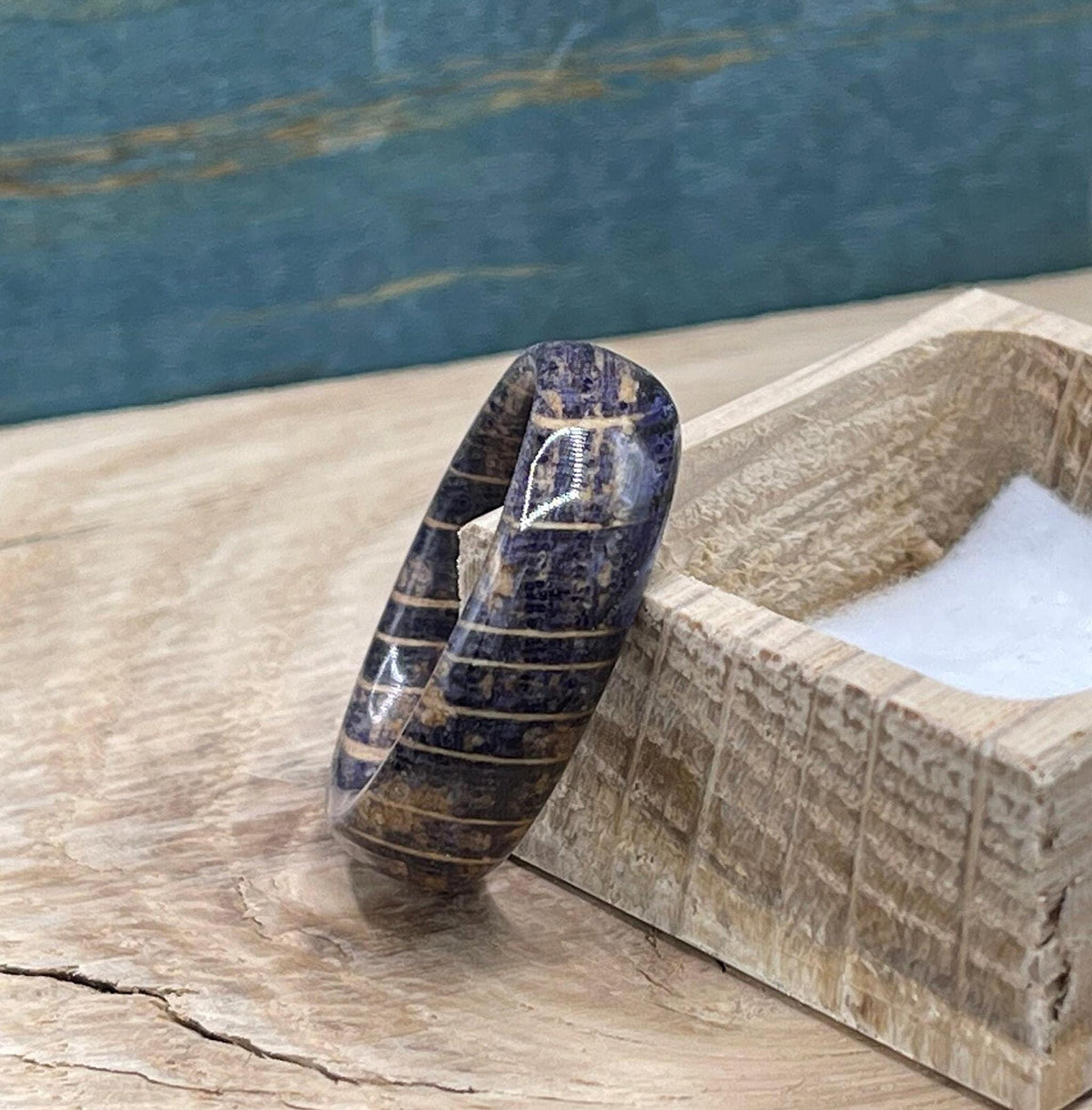 Men's oak wood ring, men's wedding band, wood wedding band, purple ring, purple wood ring, handmade jewelry