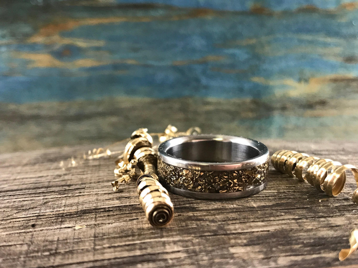 Recycled gold men's titanium wedding band with a 3.5mm width, eco-friendly and stylish design from RobandLean's rings.