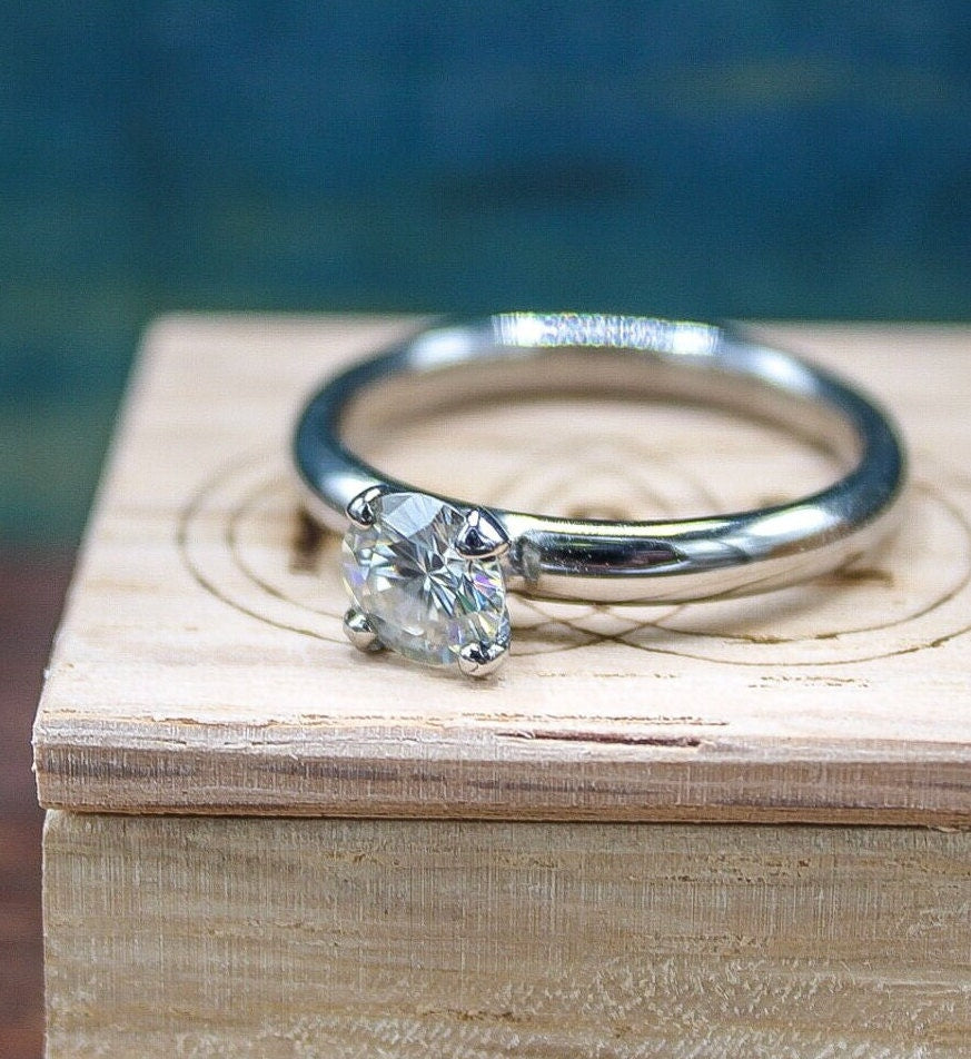 Ladies Dainty Engagement Ring - Women's Moissanite Wedding Band - Personalized Engraved Anniversary Ring - Classic Size Inclusive Solitaire